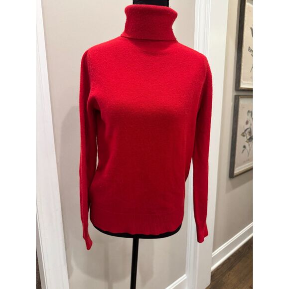 Neiman Marcus 100% Cashmere Turtleneck Sweater • Red • Size M • Luxe Cozy - Picture 7 of 11